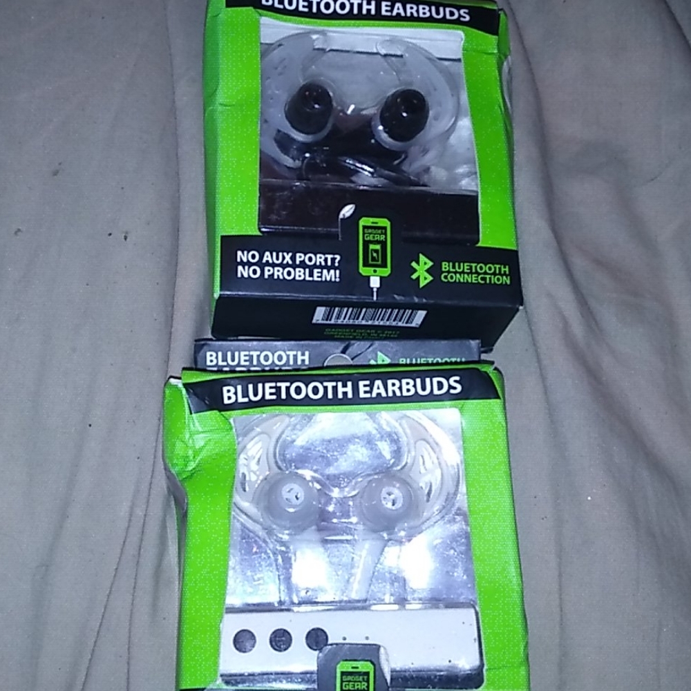 Bluetooth Earbuds